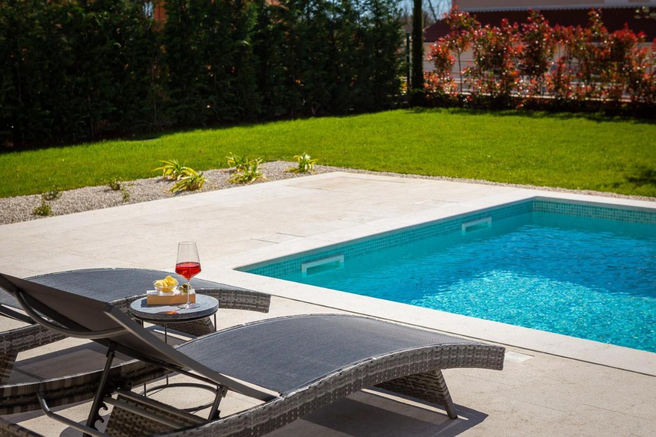 Villa Florence By Ilc-Istria Luxury Collection 브르토니글라 외부 사진